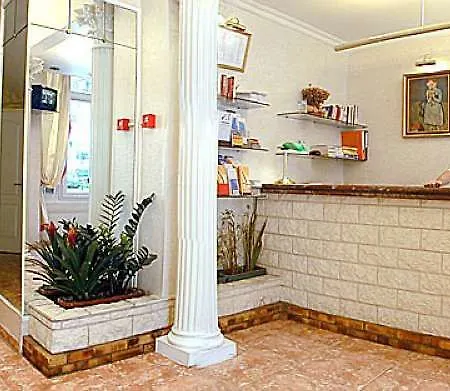 Maubeuge Gare Du Nord Hotel Parigi