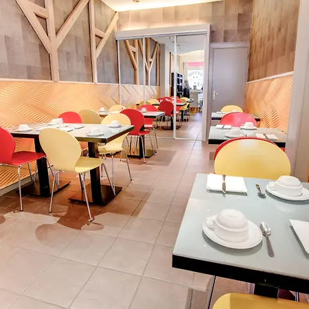 Hotel Alfred Gare Du Nord Parigi