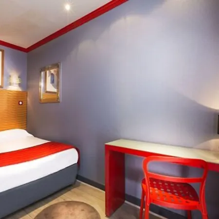 Hotel Alfred Gare Du Nord Parigi