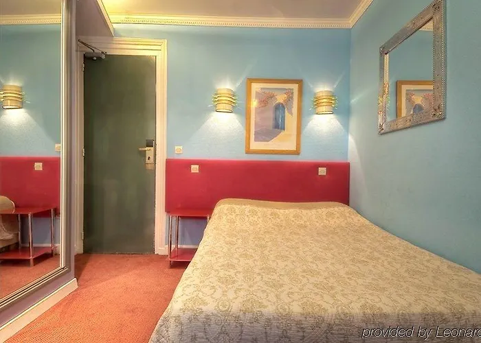 Alfred Gare Du Nord Paris