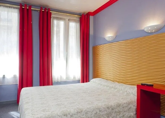 Hotel Alfred Gare Du Nord 3*